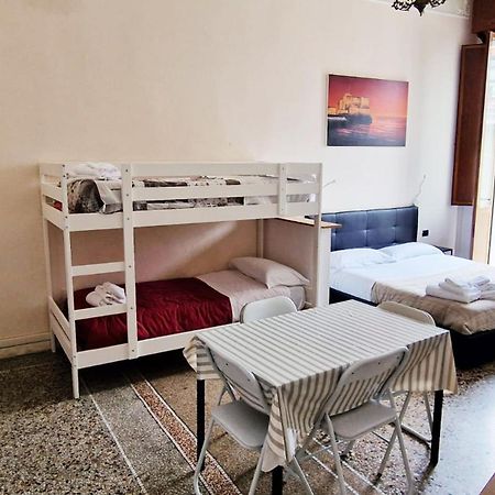 Il Rifugio Di Garibaldi Bed & Breakfast Napoli Eksteriør bilde